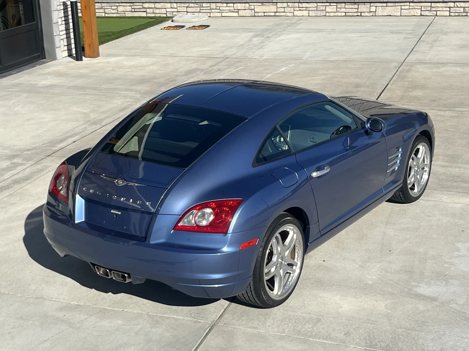 2005 Chrysler Crossfire - Image 10 of 31