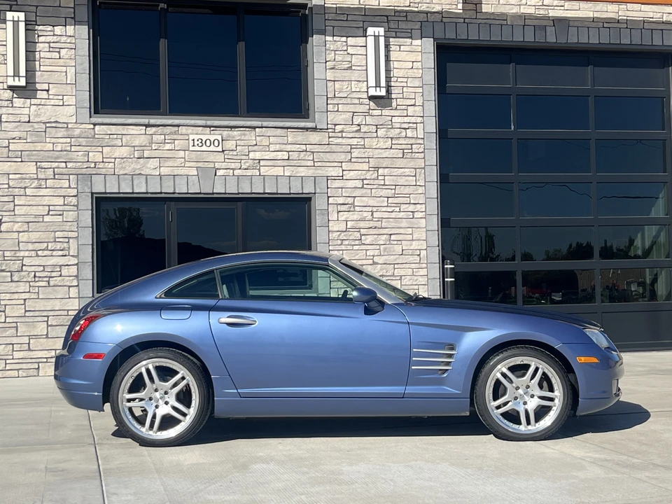 2005 Chrysler Crossfire - Image 6 of 31