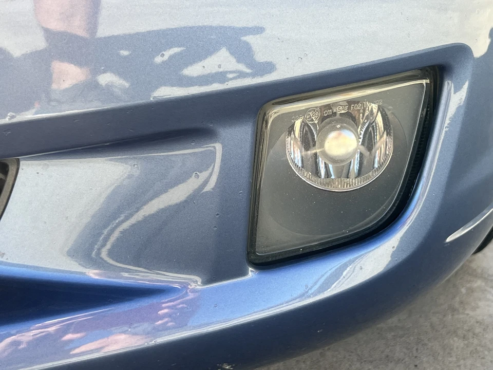 2005 Chrysler Crossfire - Image 27 of 31