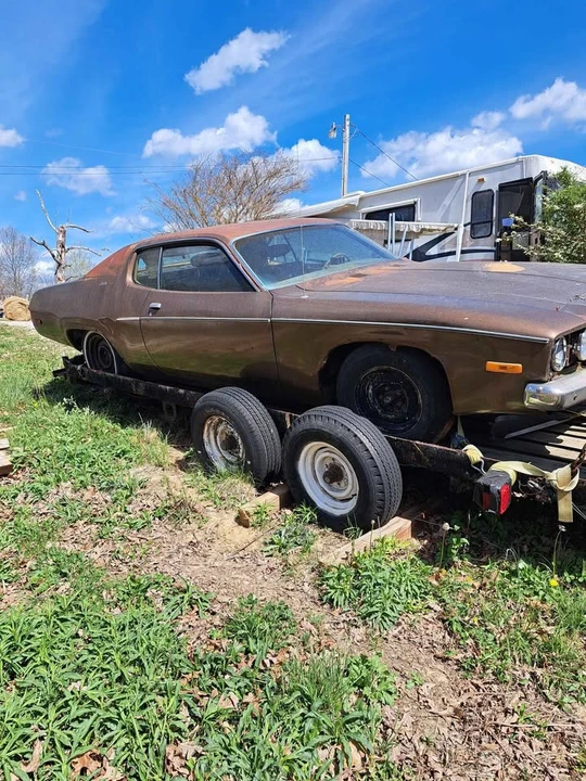 Plymouth Satellite - Image 7 of 10