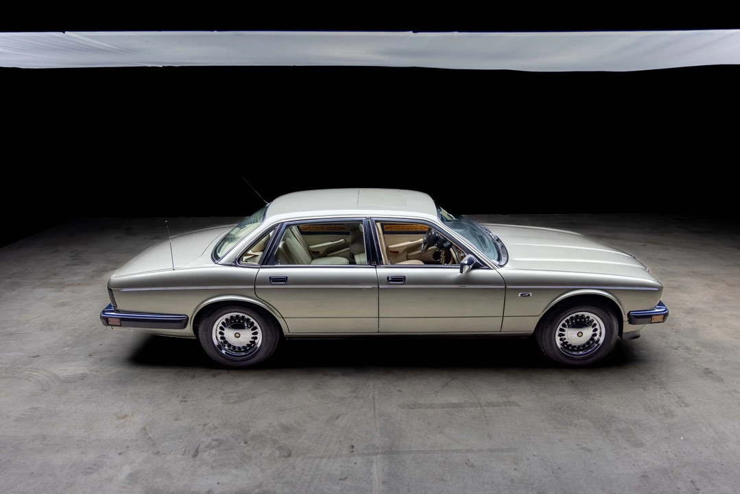 1989 Jaguar XJ40 XJ - Image 16 of 31