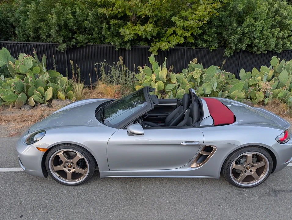 2022 Porsche 718 Boxster - Image 11 of 31