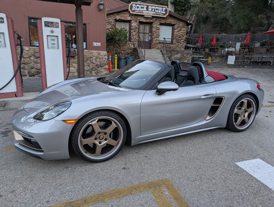 2022 Porsche 718 Boxster - Image 2 of 31