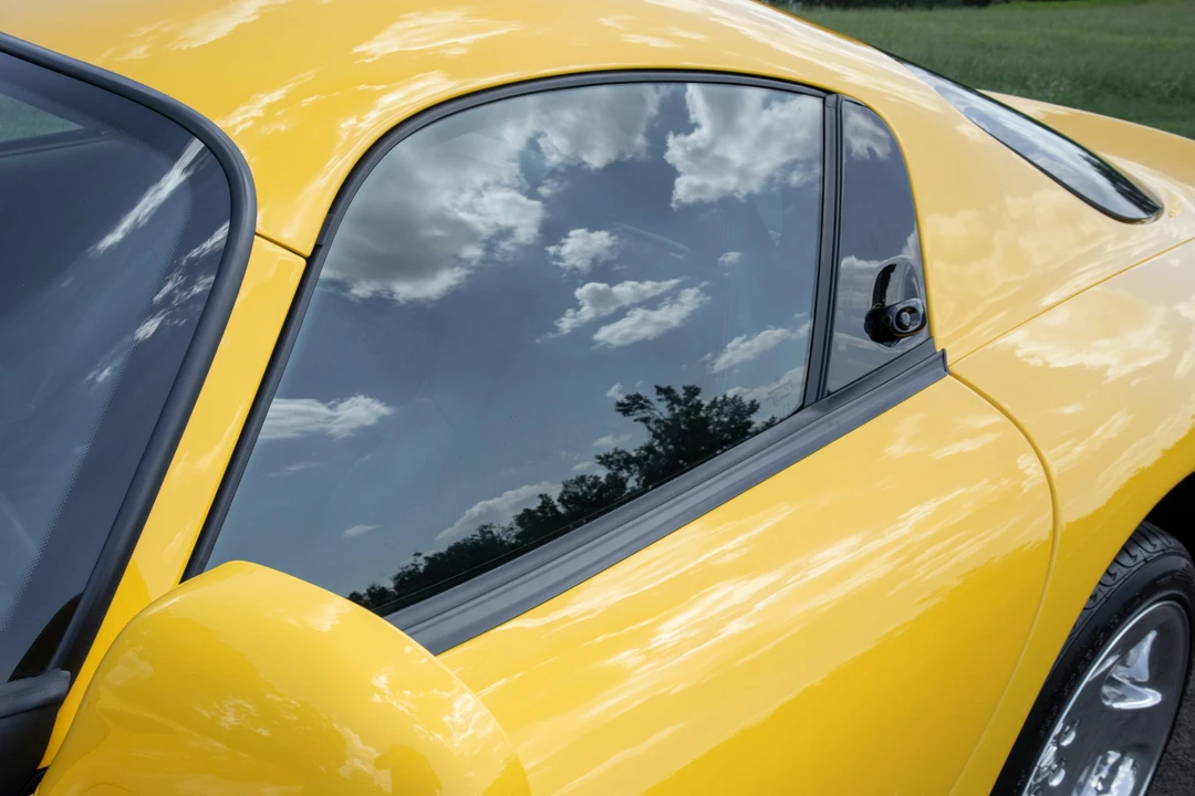 2001 Dodge Viper GTS 2nd Gen - Image 22 of 31