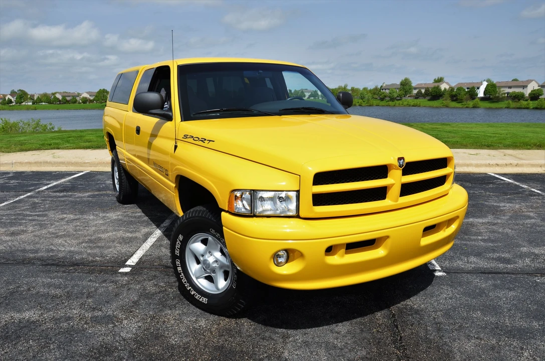 2000 Dodge Ram 2nd Gen - Image 7 of 31