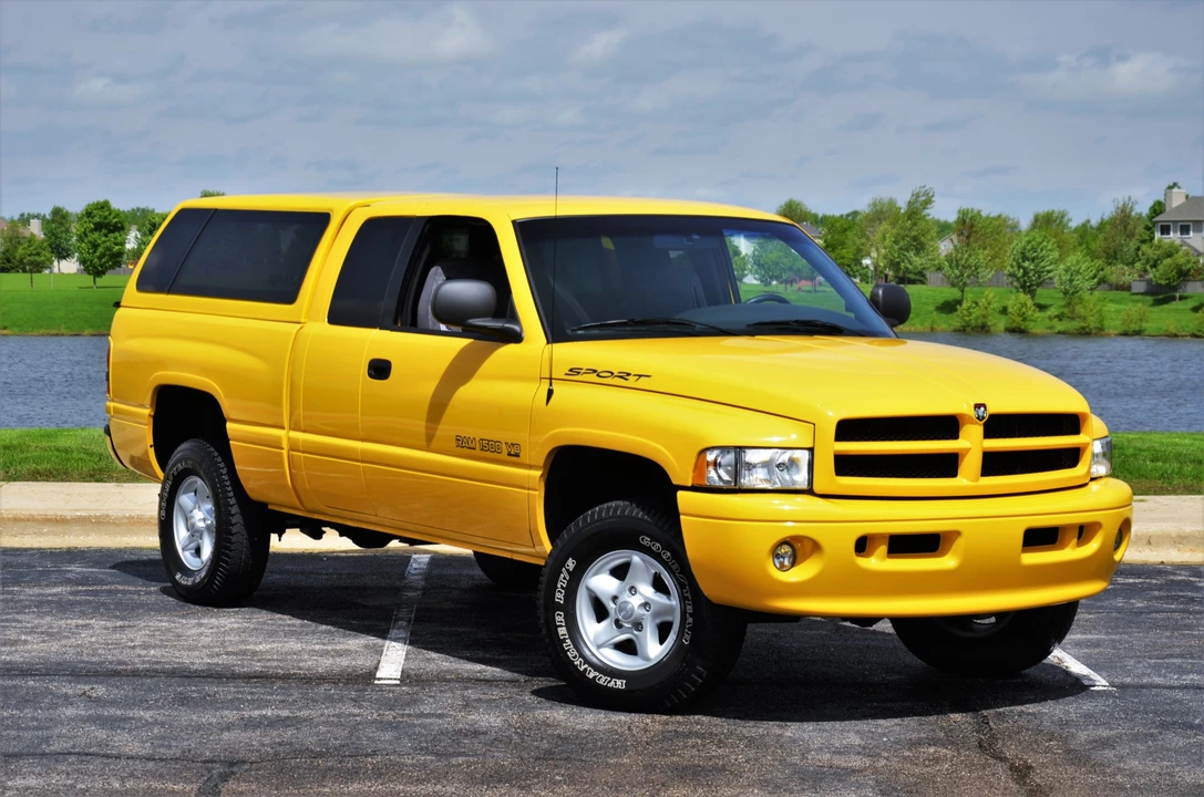 2000 Dodge Ram 2nd Gen - Image 3 of 31