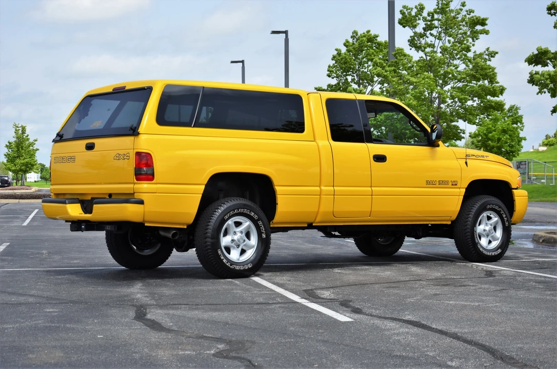 2000 Dodge Ram 2nd Gen - Image 25 of 31