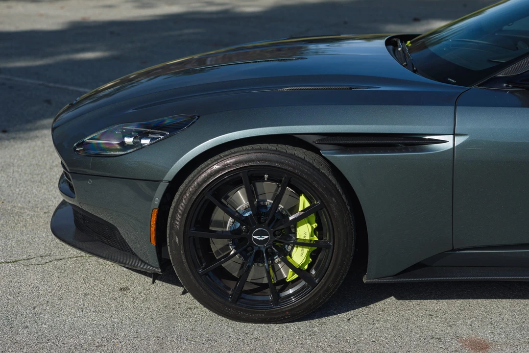 2021 Aston Martin DB11 AMR - Image 15 of 31