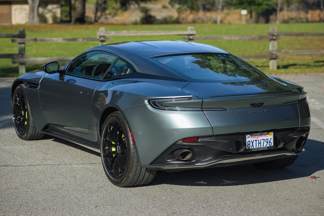 2021 Aston Martin DB11 AMR - Image 5 of 31