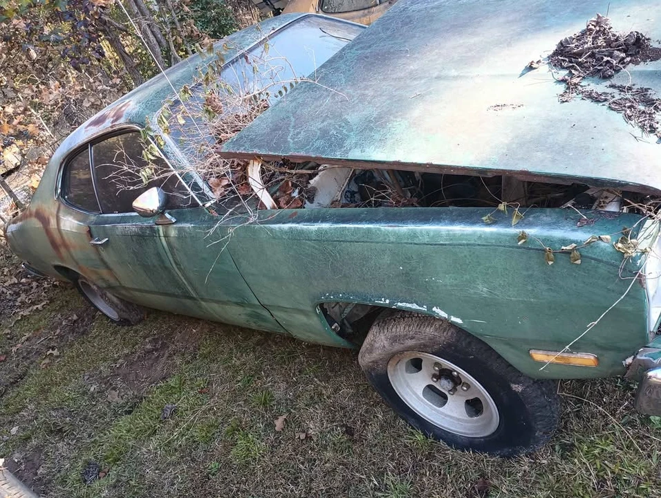 Plymouth Duster - Image 6 of 10