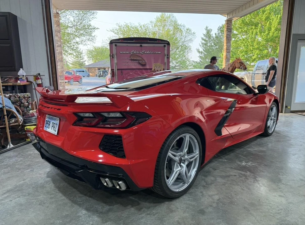 2022 Chevrolet Corvette C8 - Image 10 of 31