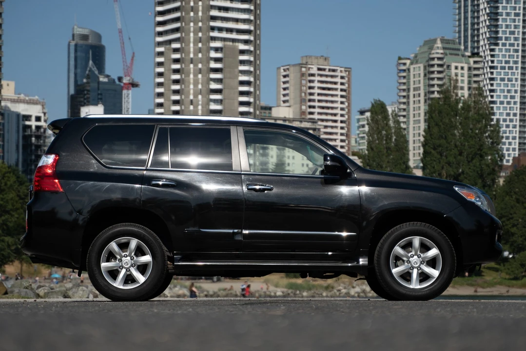 2012 Lexus GX 2nd Gen - Image 16 of 31