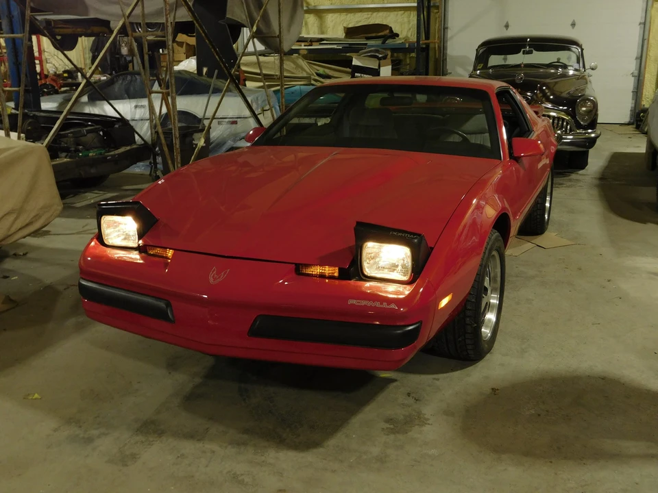 1987 Pontiac Firebird 3rd Gen - Image 7 of 31