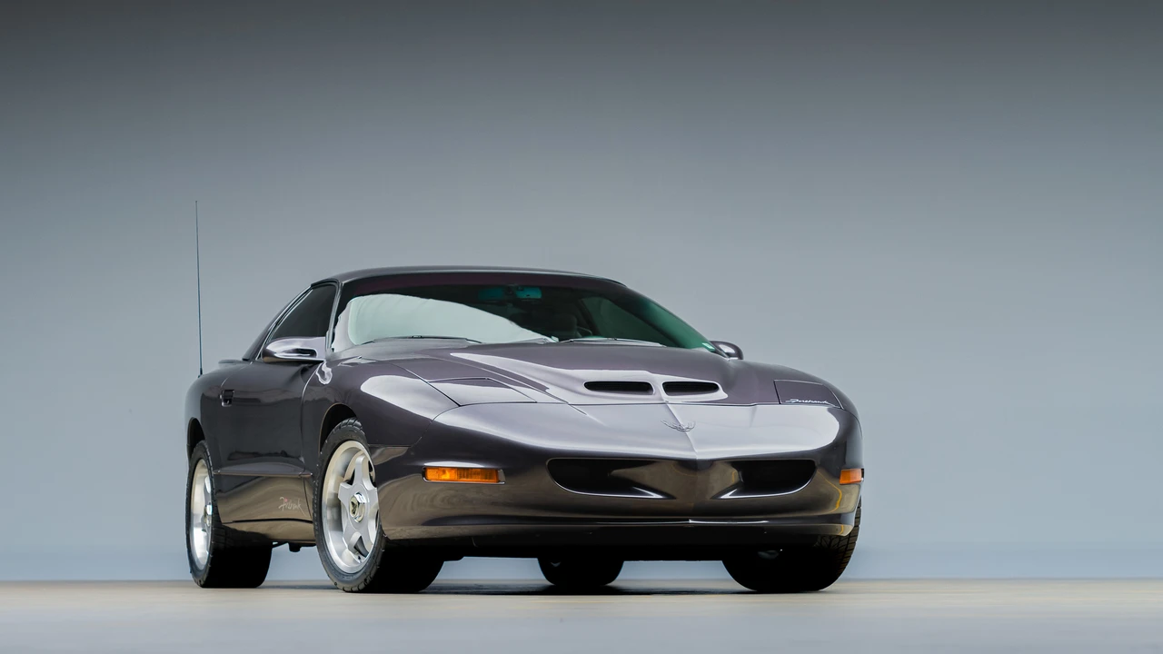 1994 Pontiac Firebird Trans Am 4th Gen - Image 10 of 31