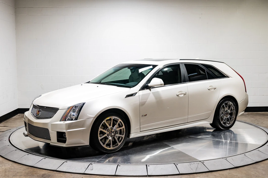 2011 Cadillac CTS-V 2nd Gen - Image 15 of 31