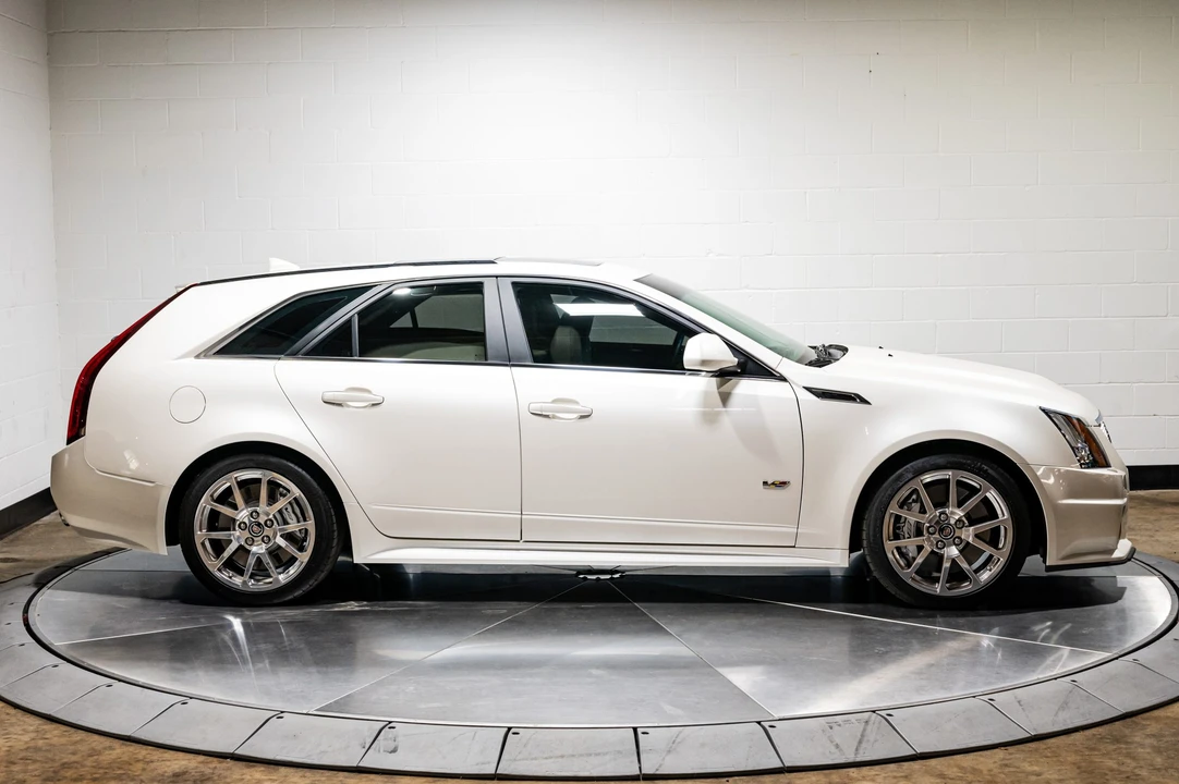 2011 Cadillac CTS-V 2nd Gen - Image 22 of 31