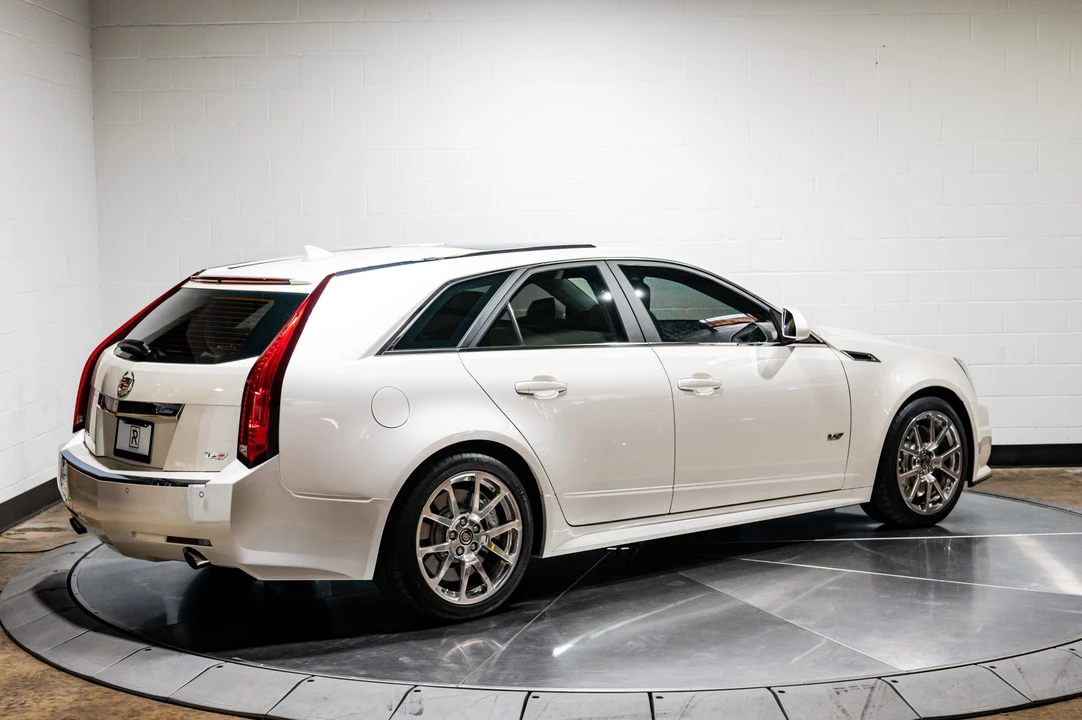2011 Cadillac CTS-V 2nd Gen - Image 21 of 31