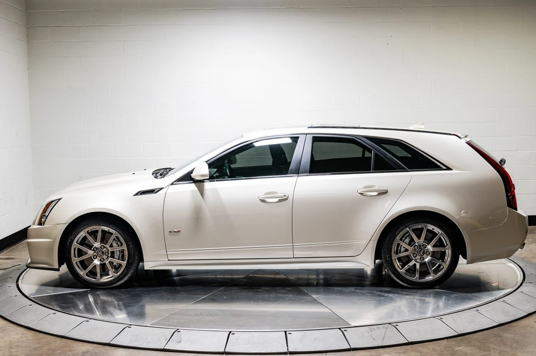 2011 Cadillac CTS-V 2nd Gen - Image 16 of 31