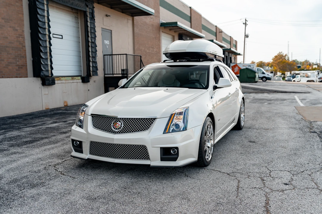 2011 Cadillac CTS-V 2nd Gen - Image 2 of 31