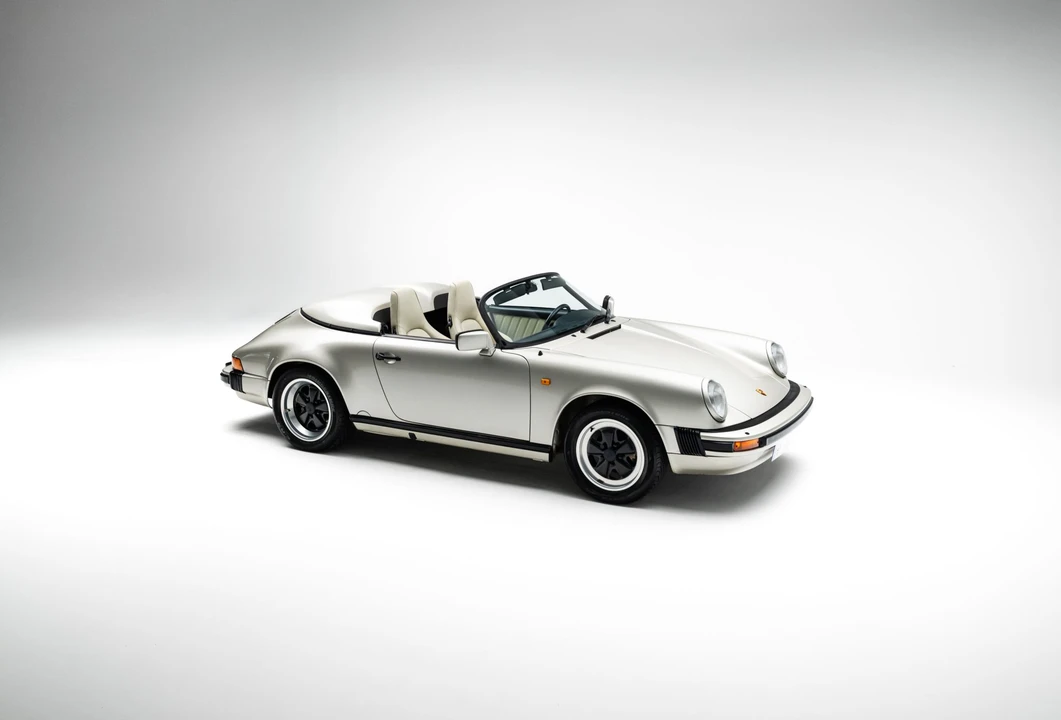 1989 Porsche 911 Carrera 3.2 - Image 22 of 31