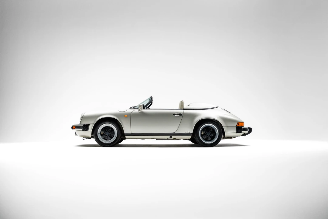 1989 Porsche 911 Carrera 3.2 - Image 6 of 31