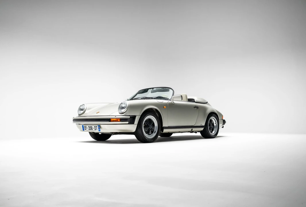 1989 Porsche 911 Carrera 3.2 - Image 5 of 31