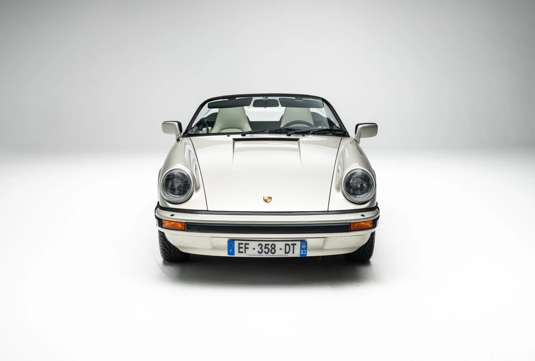 1989 Porsche 911 Carrera 3.2 - Image 24 of 31