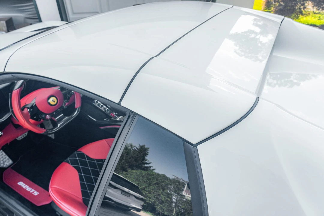 2022 Ferrari 812 GTS - Image 21 of 31