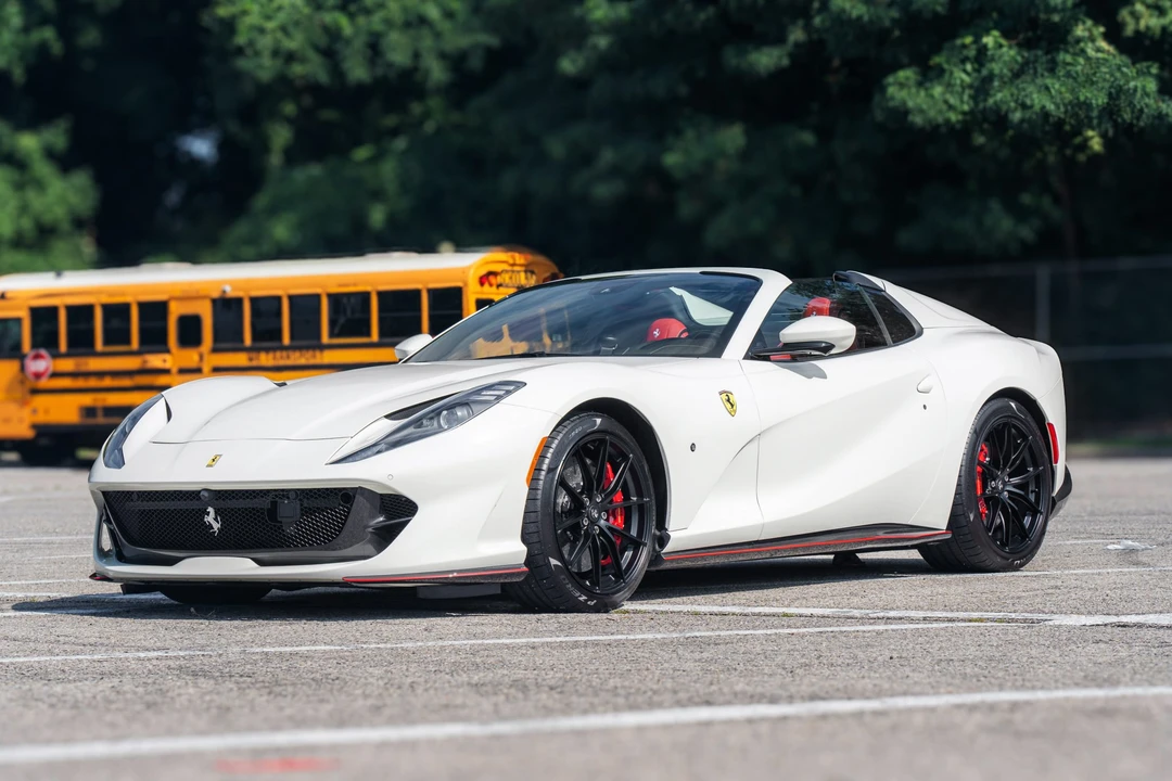 2022 Ferrari 812 GTS - Image 2 of 31