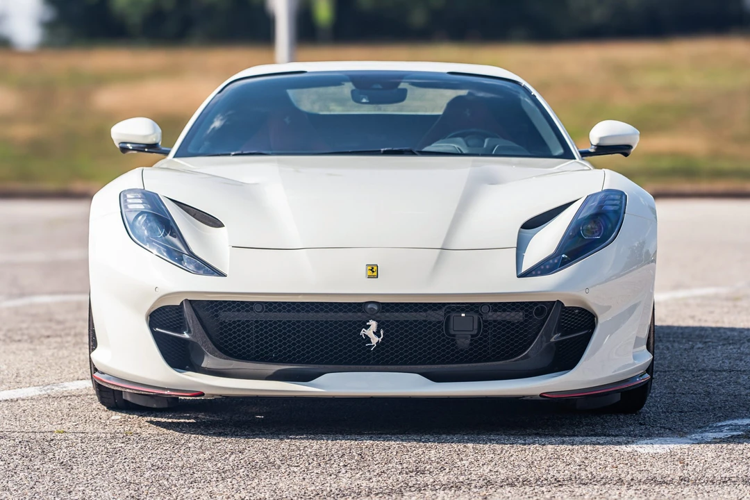 2022 Ferrari 812 GTS - Image 11 of 31