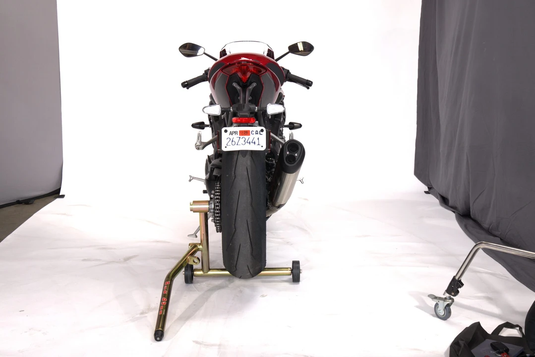 2024 Triumph Speed Triple - Image 14 of 31
