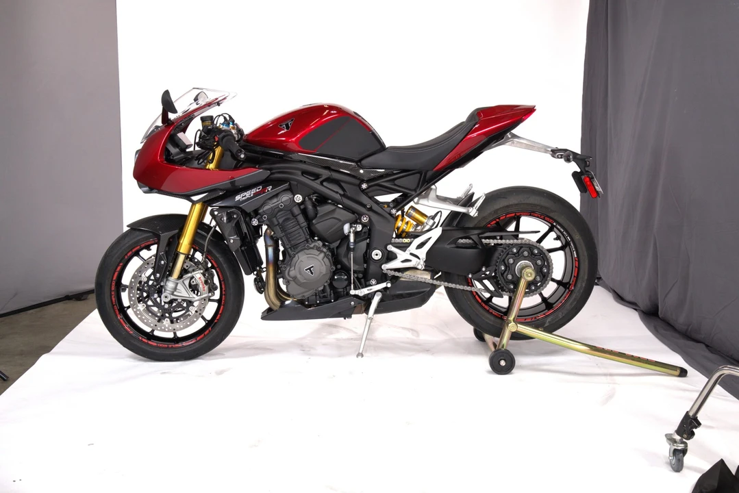 2024 Triumph Speed Triple - Image 19 of 31