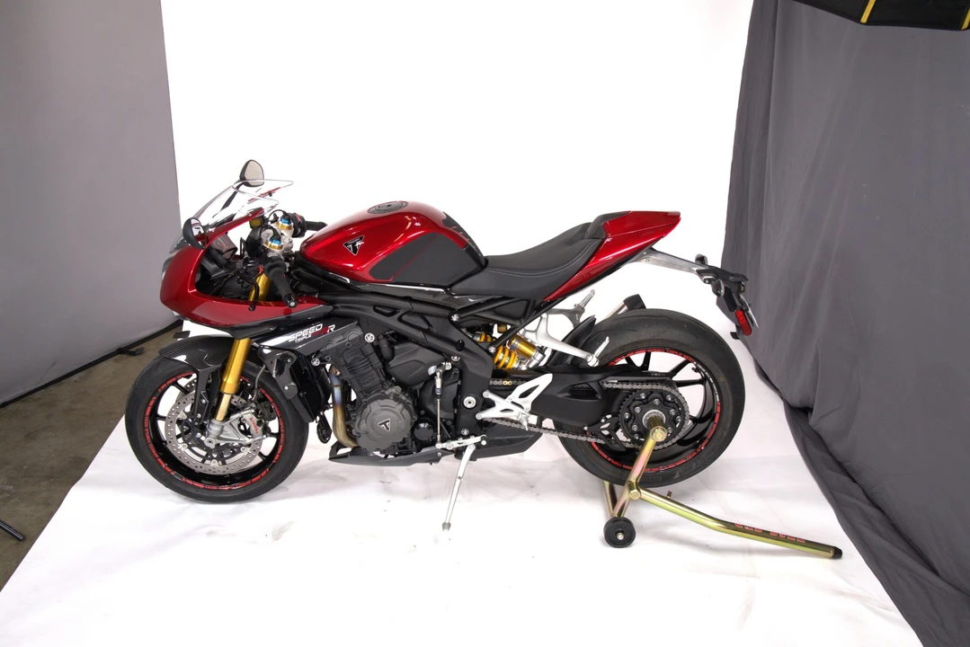 2024 Triumph Speed Triple - Image 18 of 31