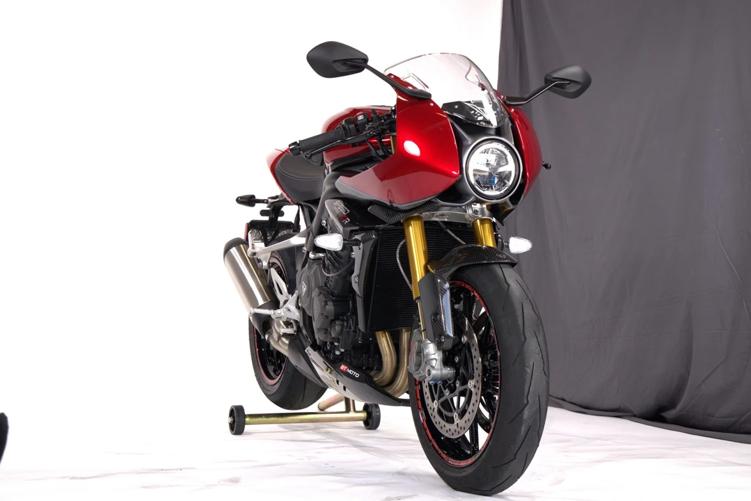 2024 Triumph Speed Triple - Image 3 of 31