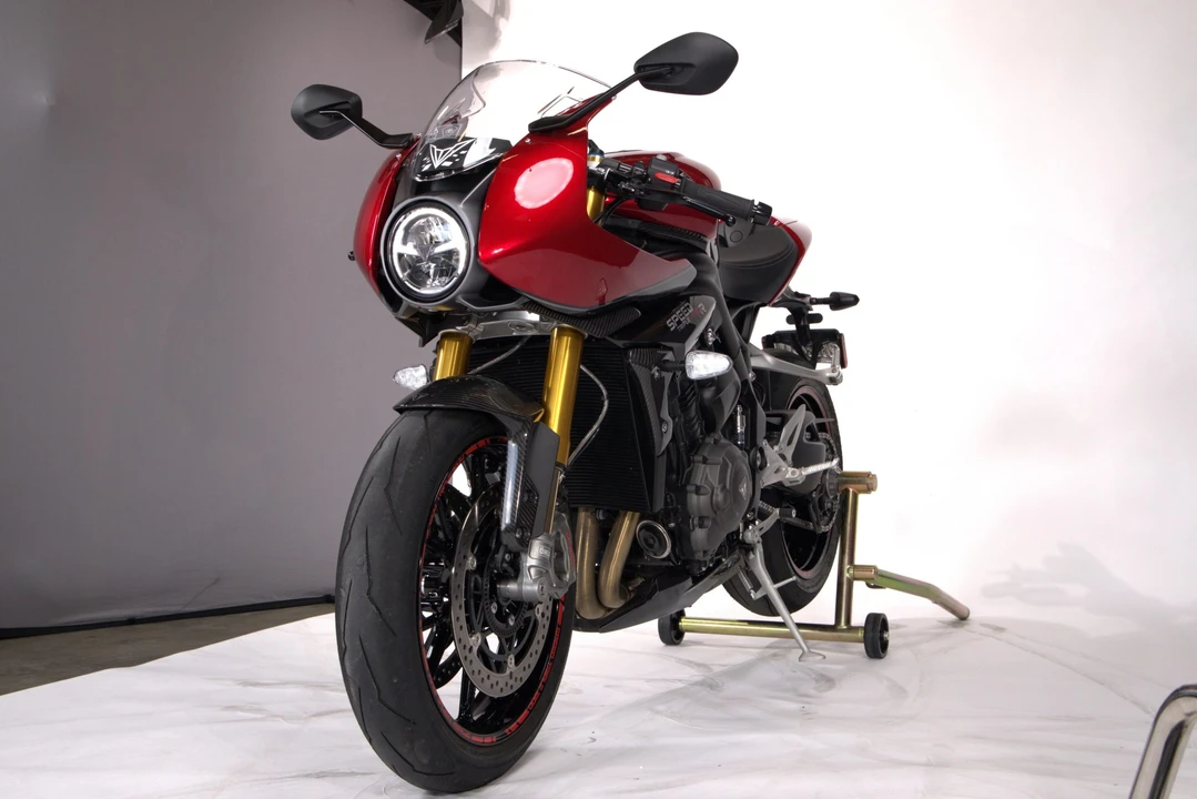 2024 Triumph Speed Triple - Image 21 of 31