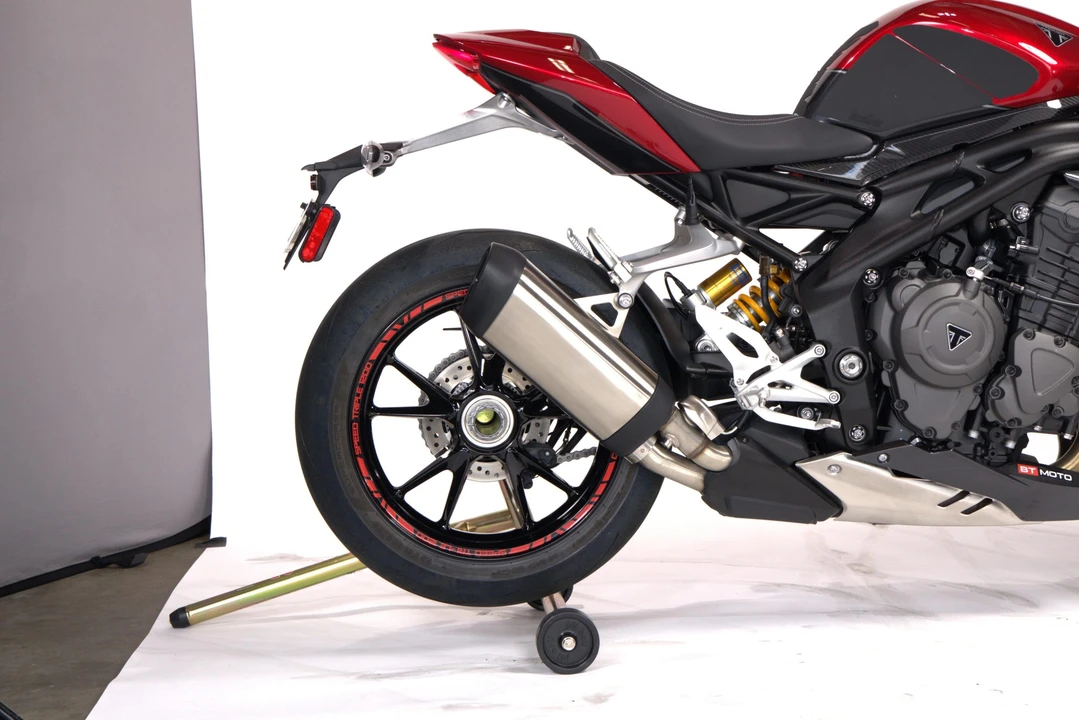 2024 Triumph Speed Triple - Image 30 of 31