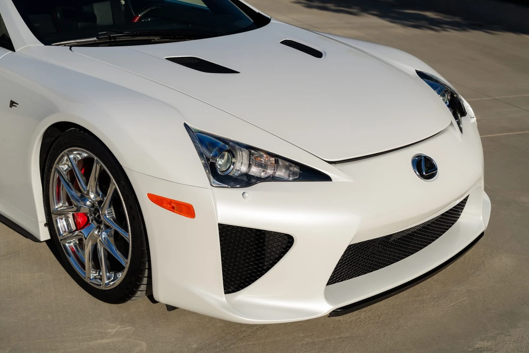 2012 Lexus LFA - Image 12 of 31