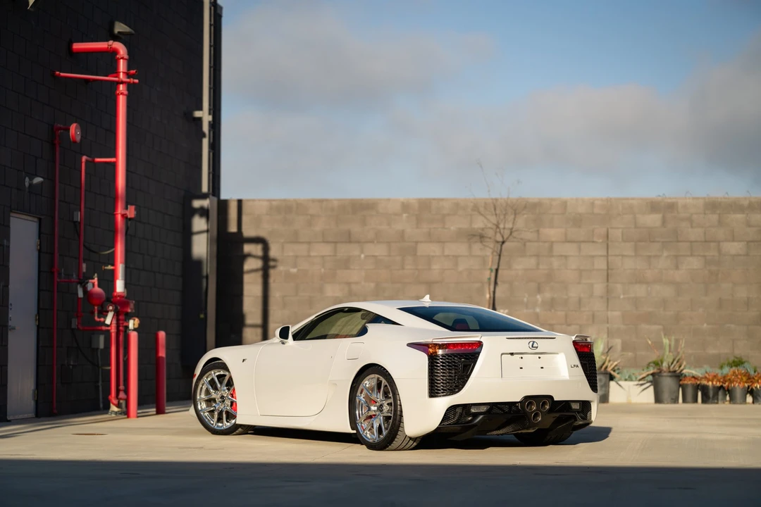 2012 Lexus LFA - Image 8 of 31