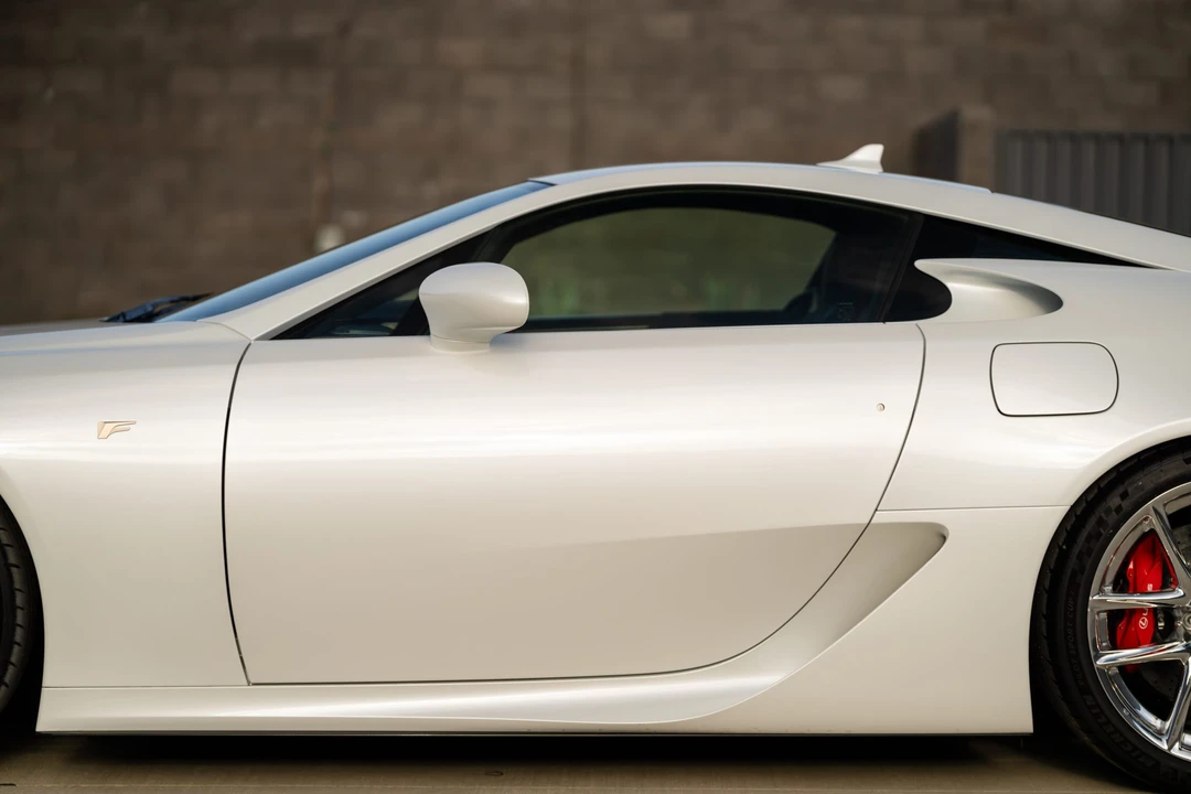 2012 Lexus LFA - Image 19 of 31