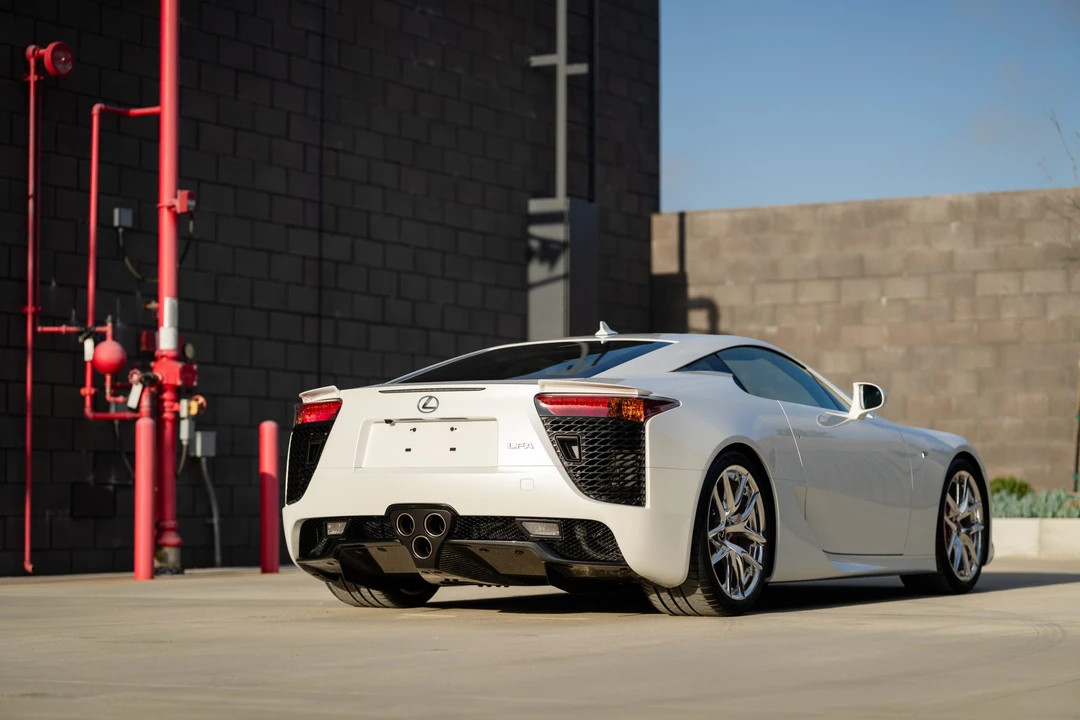 2012 Lexus LFA - Image 6 of 31