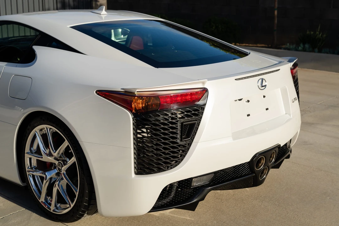 2012 Lexus LFA - Image 17 of 31