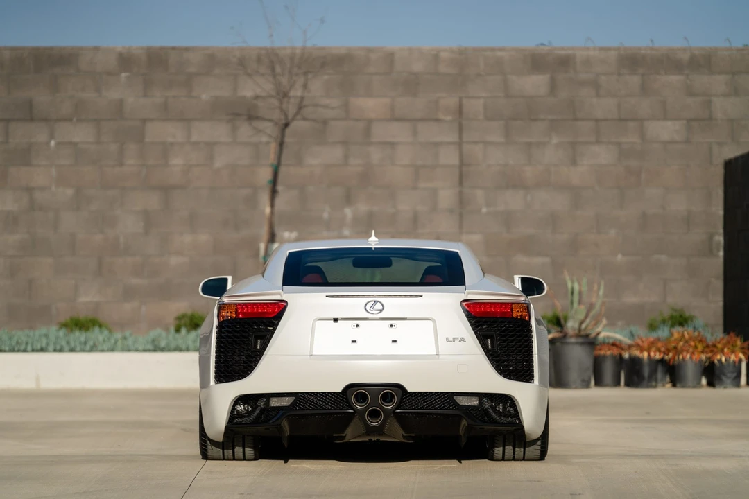 2012 Lexus LFA - Image 7 of 31