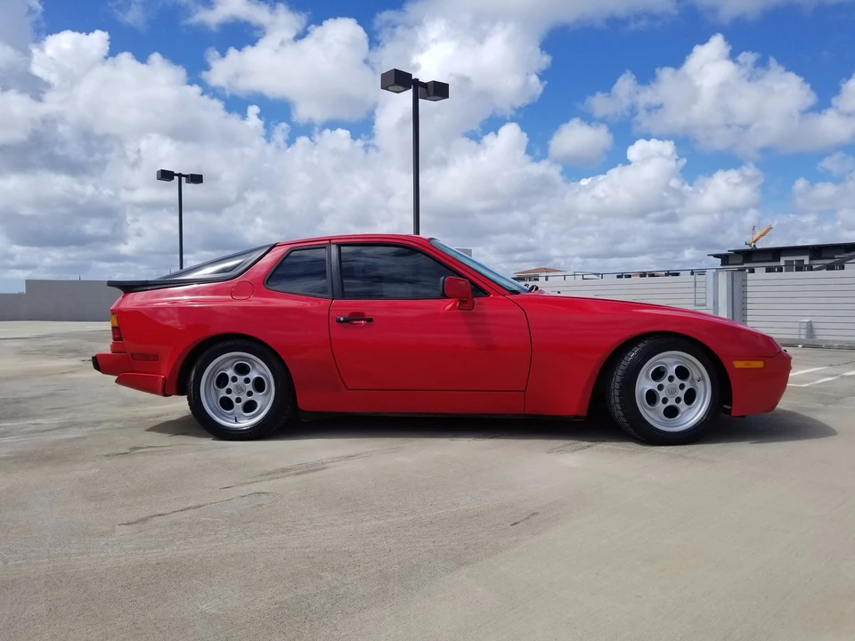 1986 Porsche 944 Turbo - Image 15 of 31