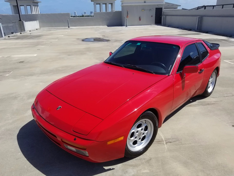 1986 Porsche 944 Turbo - Image 2 of 31