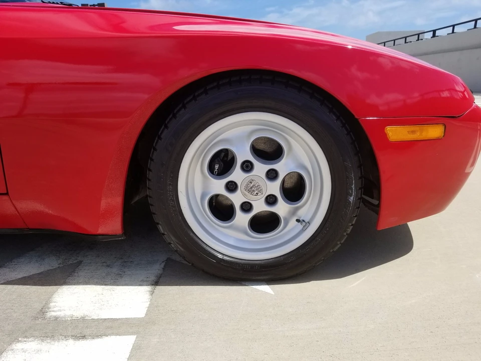 1986 Porsche 944 Turbo - Image 29 of 31