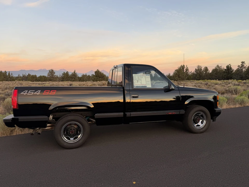 1990 Chevrolet 454 SS - Image 16 of 31