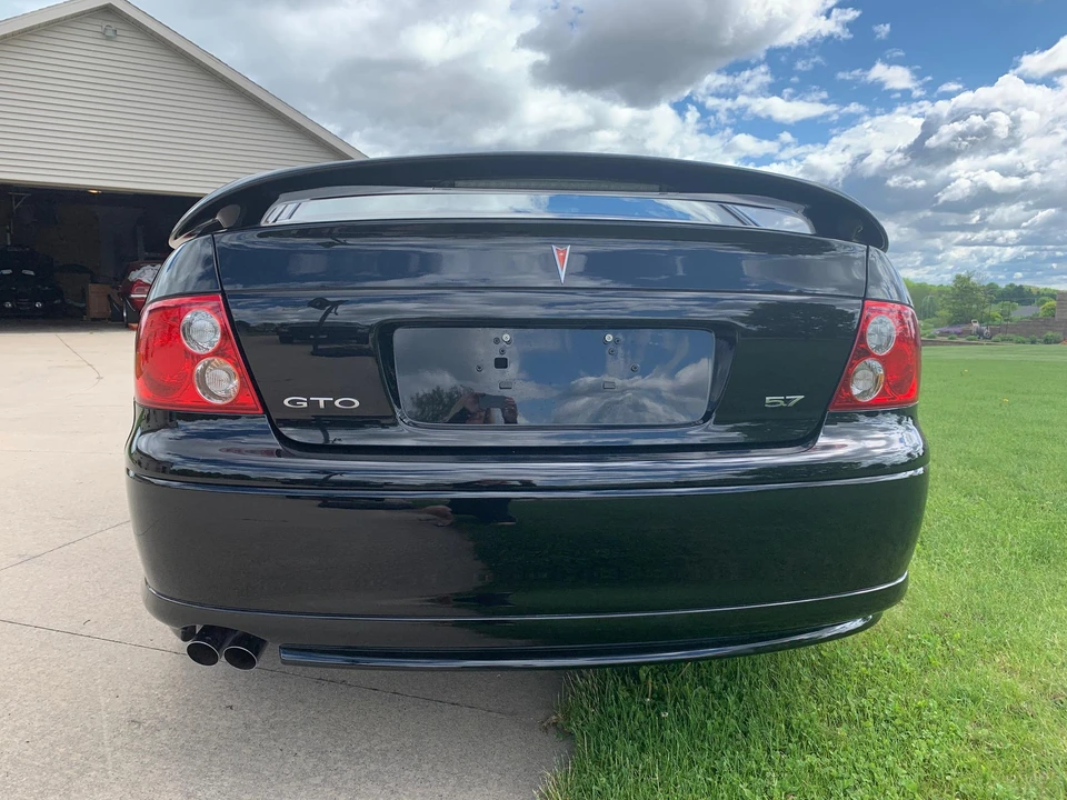 2004 Pontiac GTO 4th Gen - Image 2 of 31