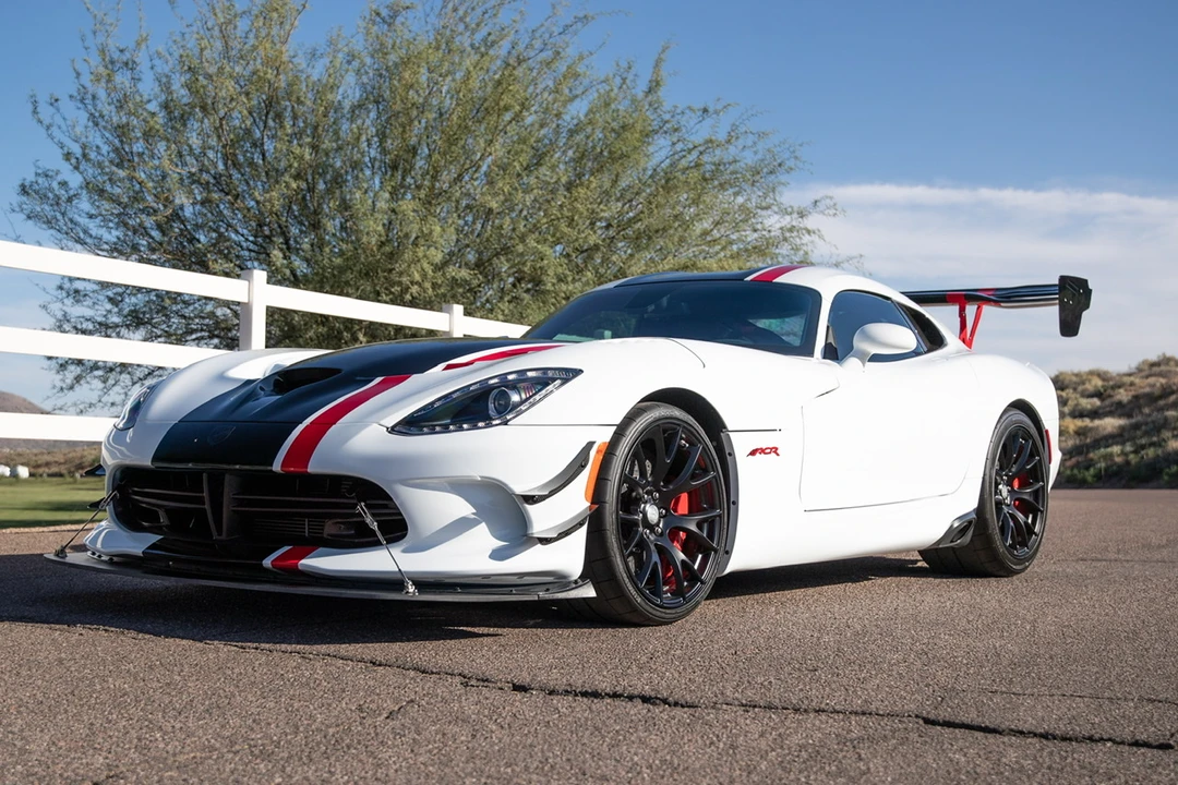 2017 Dodge Viper ACR 5th Gen - Image 2 of 31