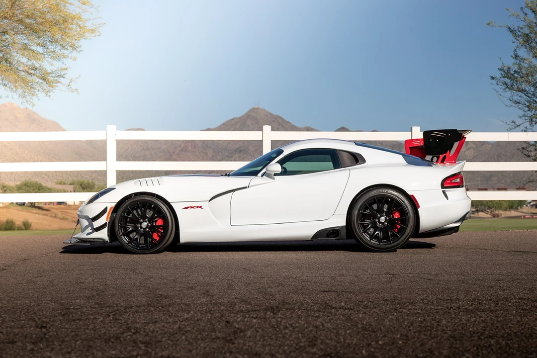 2017 Dodge Viper ACR 5th Gen - Image 4 of 31