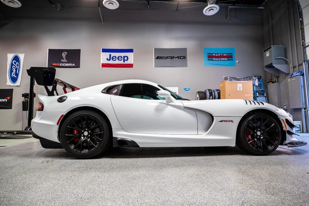 2017 Dodge Viper ACR 5th Gen - Image 22 of 31